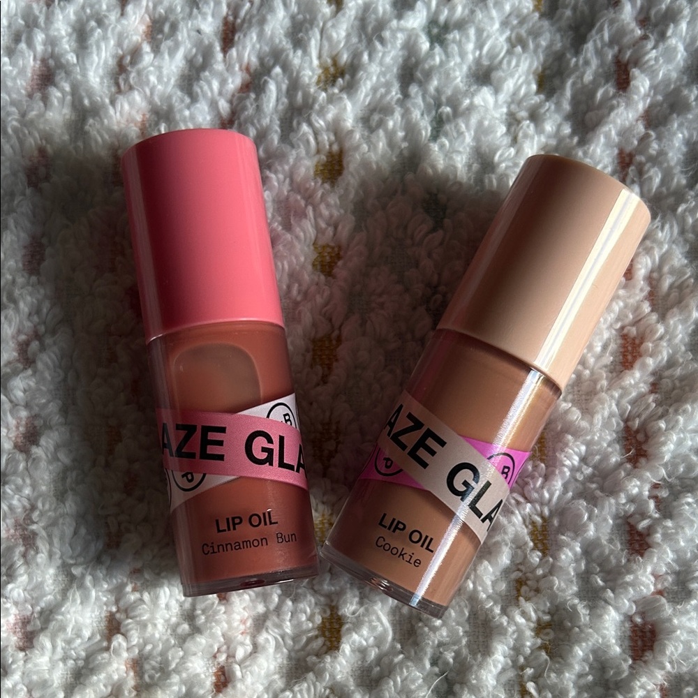 Latte Lips Lip Oil Glaze Duo